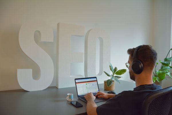 Top 5 astuces d'une agence SEO Landes pour être visible en ligne